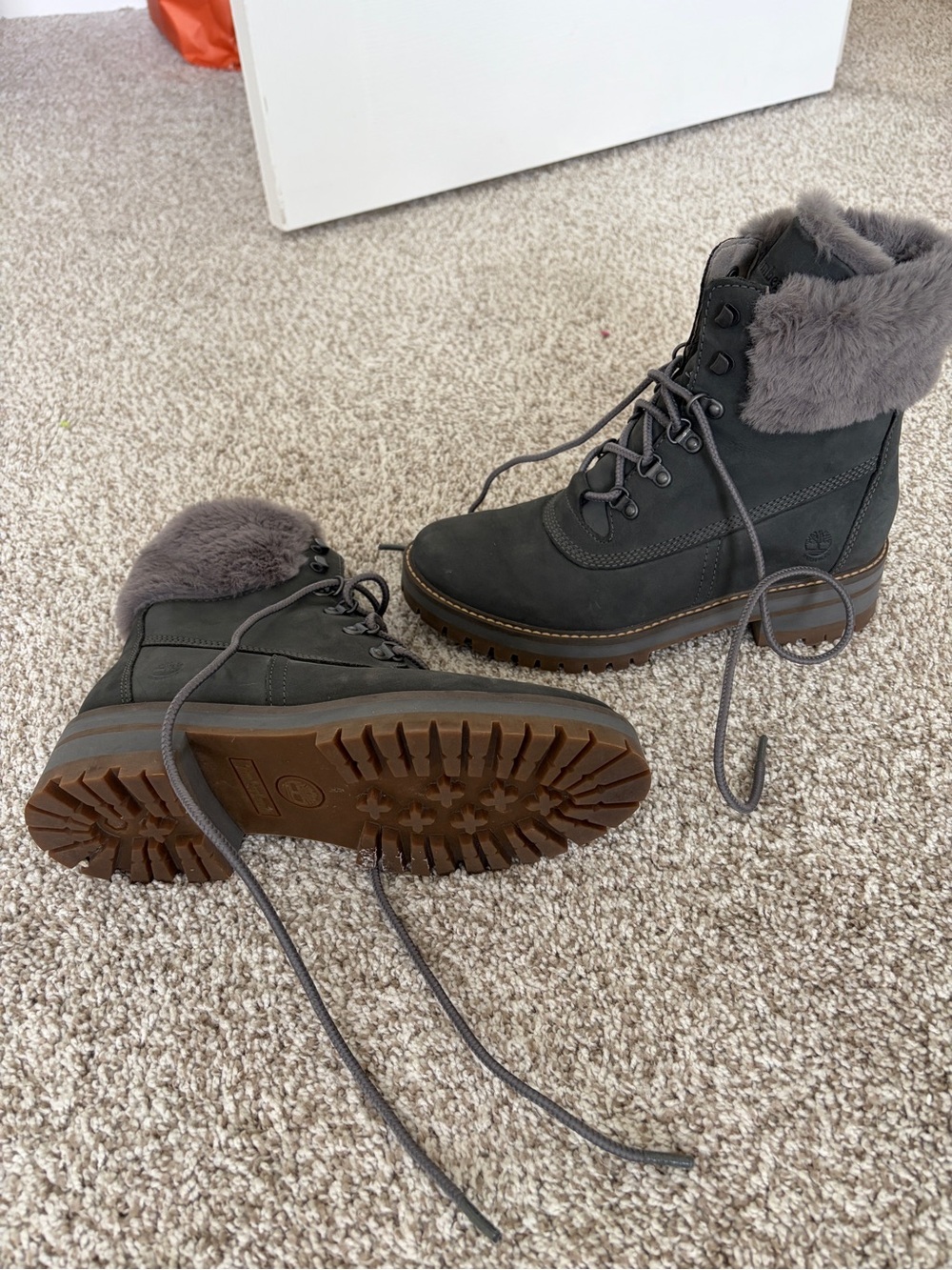 Timberland Gray Lace-Up Faux-Fur Collar Women's Boots